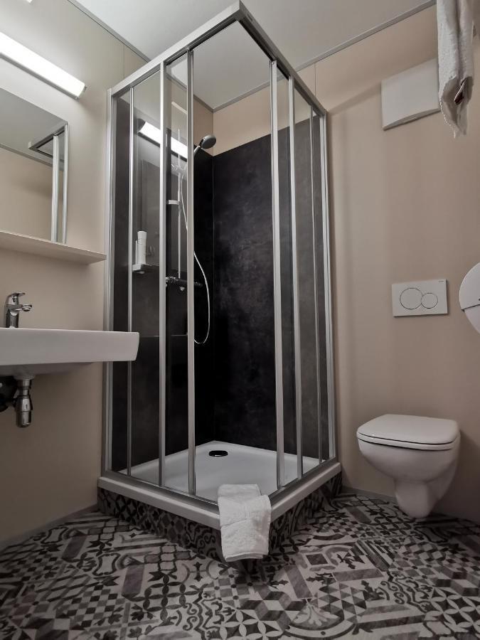 Motel Hohenems Eksteriør billede