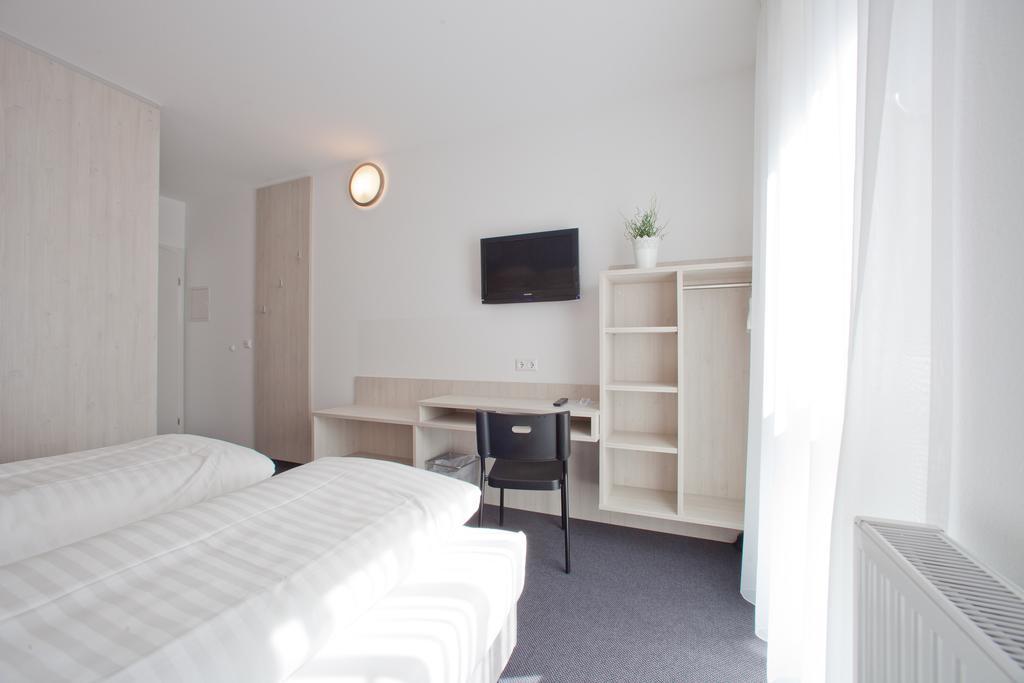 Motel Hohenems Værelse billede